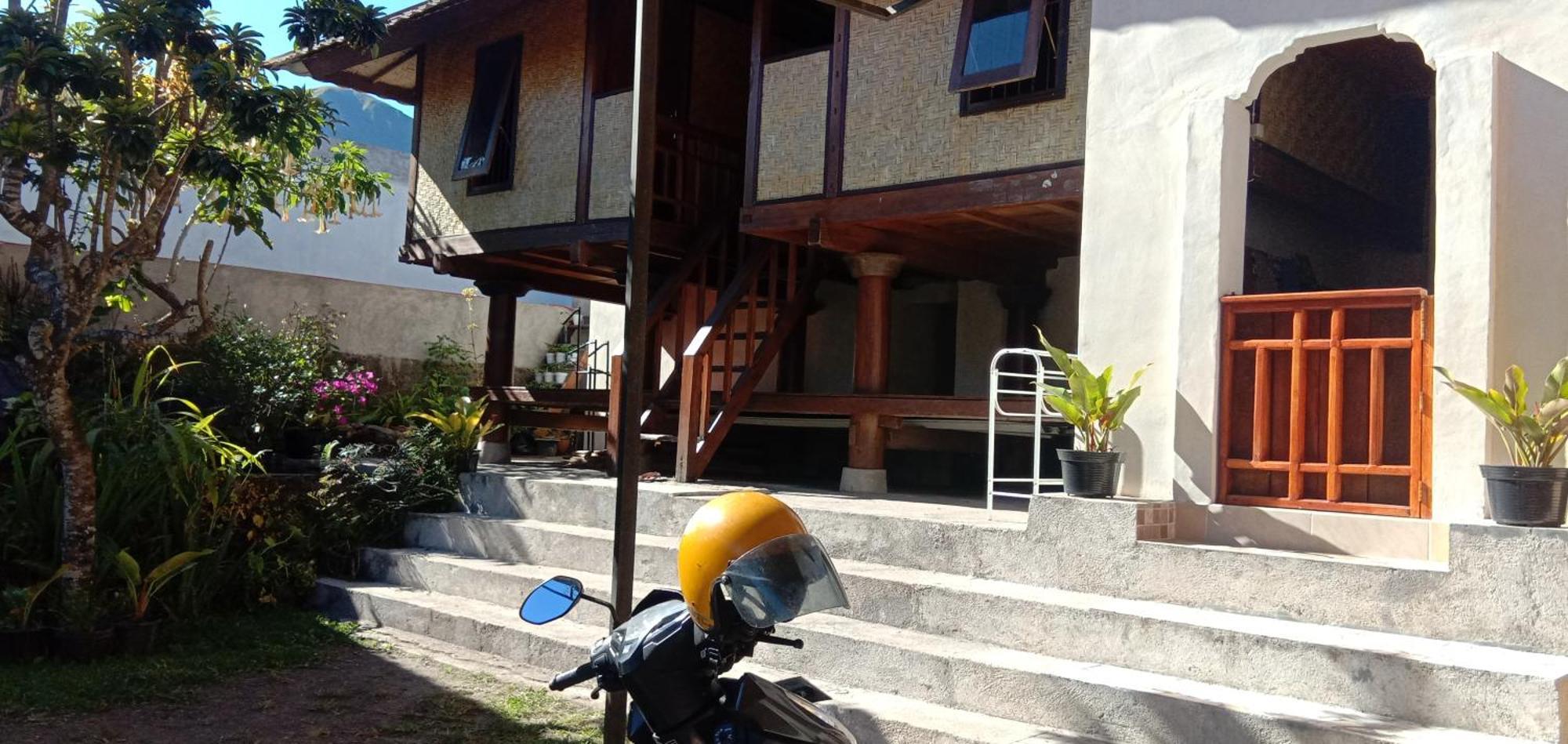 Radiya Guesthouse سيمبالون لوانج الغرفة الصورة