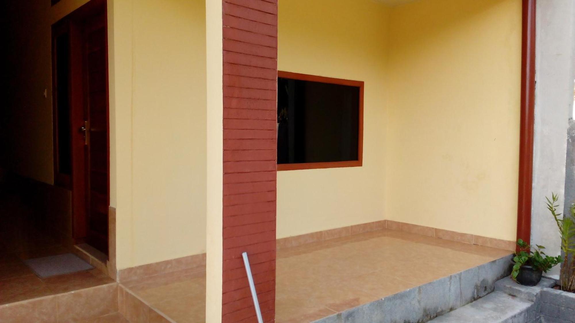 Radiya Guesthouse سيمبالون لوانج الغرفة الصورة