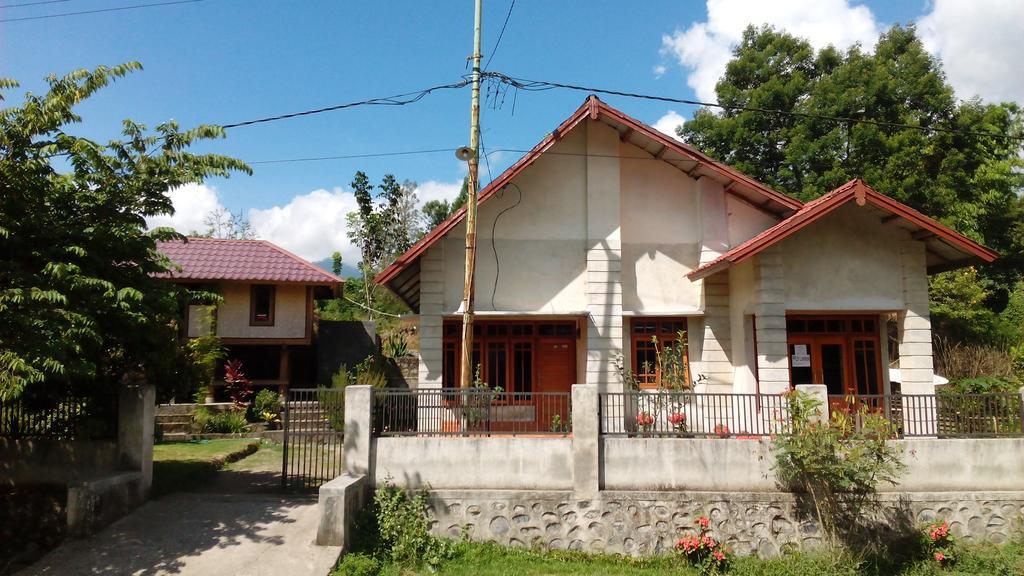 Radiya Guesthouse سيمبالون لوانج المظهر الخارجي الصورة