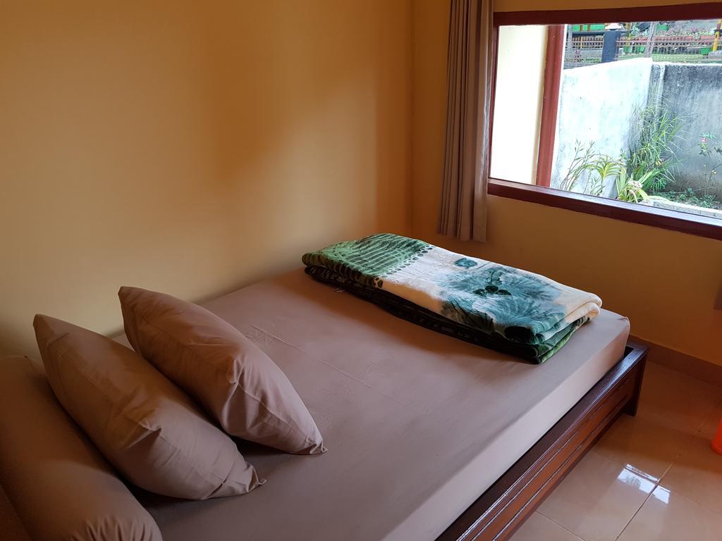 Radiya Guesthouse سيمبالون لوانج الغرفة الصورة